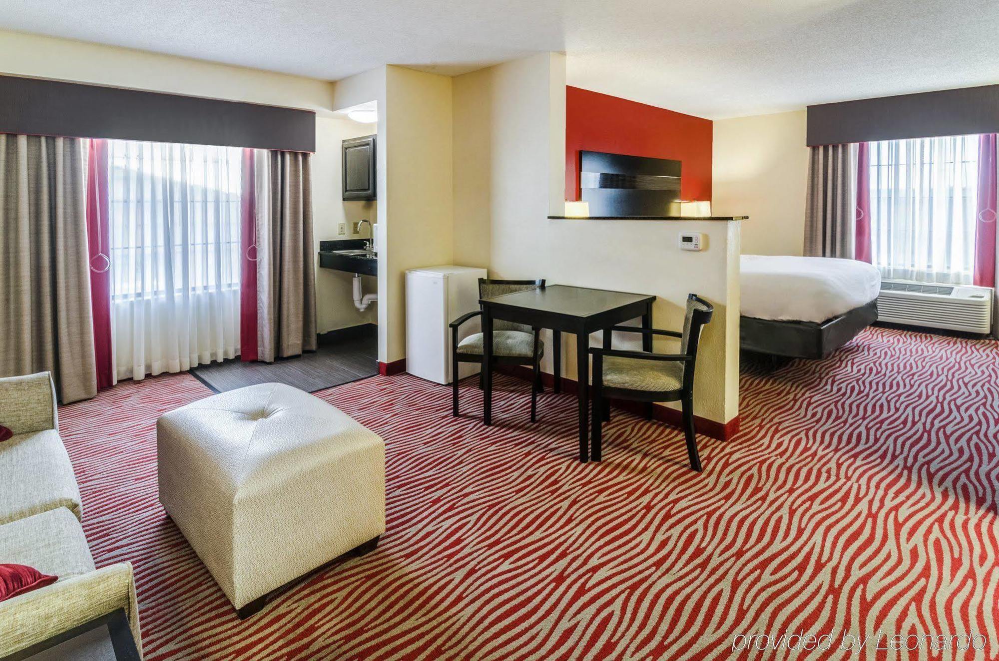 Holiday Inn Express Hotel & Suites Vinita By Ihg Dış mekan fotoğraf