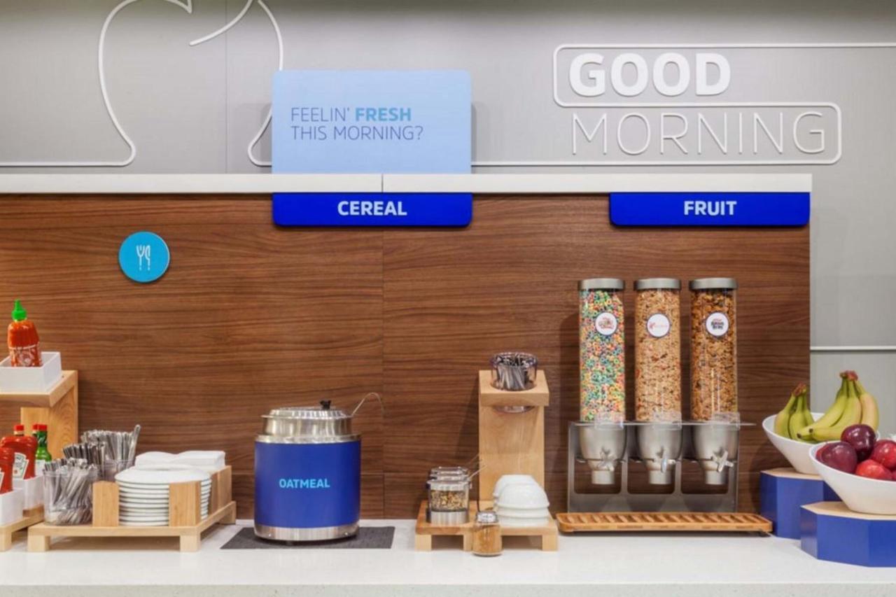 Holiday Inn Express Hotel & Suites Vinita By Ihg Dış mekan fotoğraf
